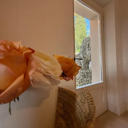 Conti Di San Bonifacio - Tuscan Townhouse
