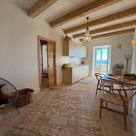 Conti Di San Bonifacio - Tuscan Townhouse