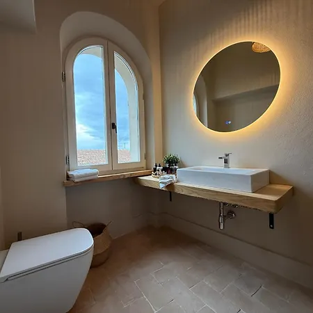 Conti Di San Bonifacio - Tuscan Townhouse Montemassi