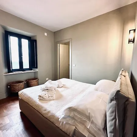 Conti Di San Bonifacio - Tuscan Townhouse * Montemassi