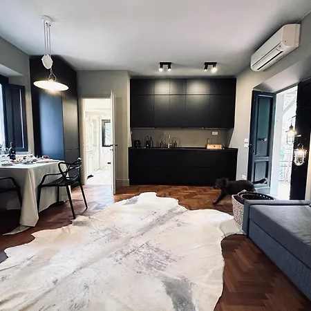 Conti Di San Bonifacio - Tuscan Townhouse *