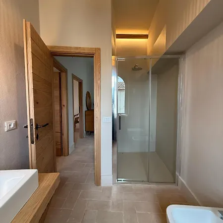 Conti Di San Bonifacio - Tuscan Townhouse شقة فندقية Montemassi