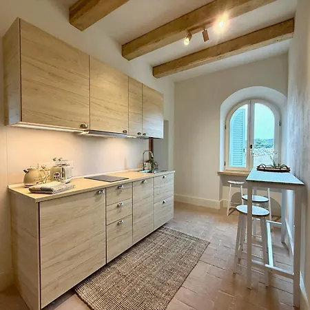 Conti Di San Bonifacio - Tuscan Townhouse شقة فندقية Montemassi